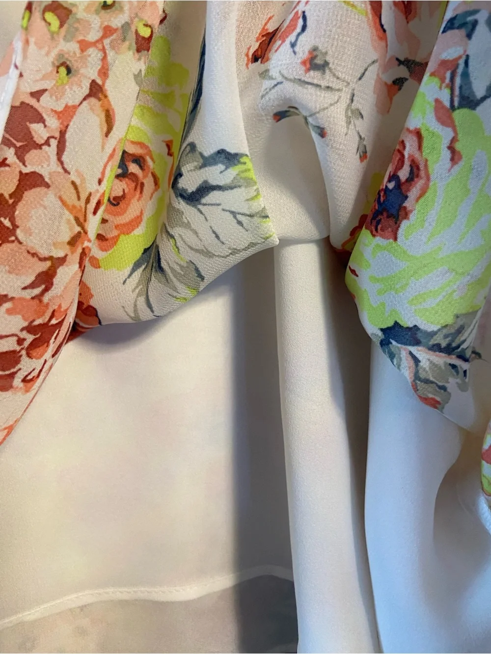 NWT Torrid Sophie Chiffon White and Floral Cami | Size 1X (14/16) - Picture 6 of 9